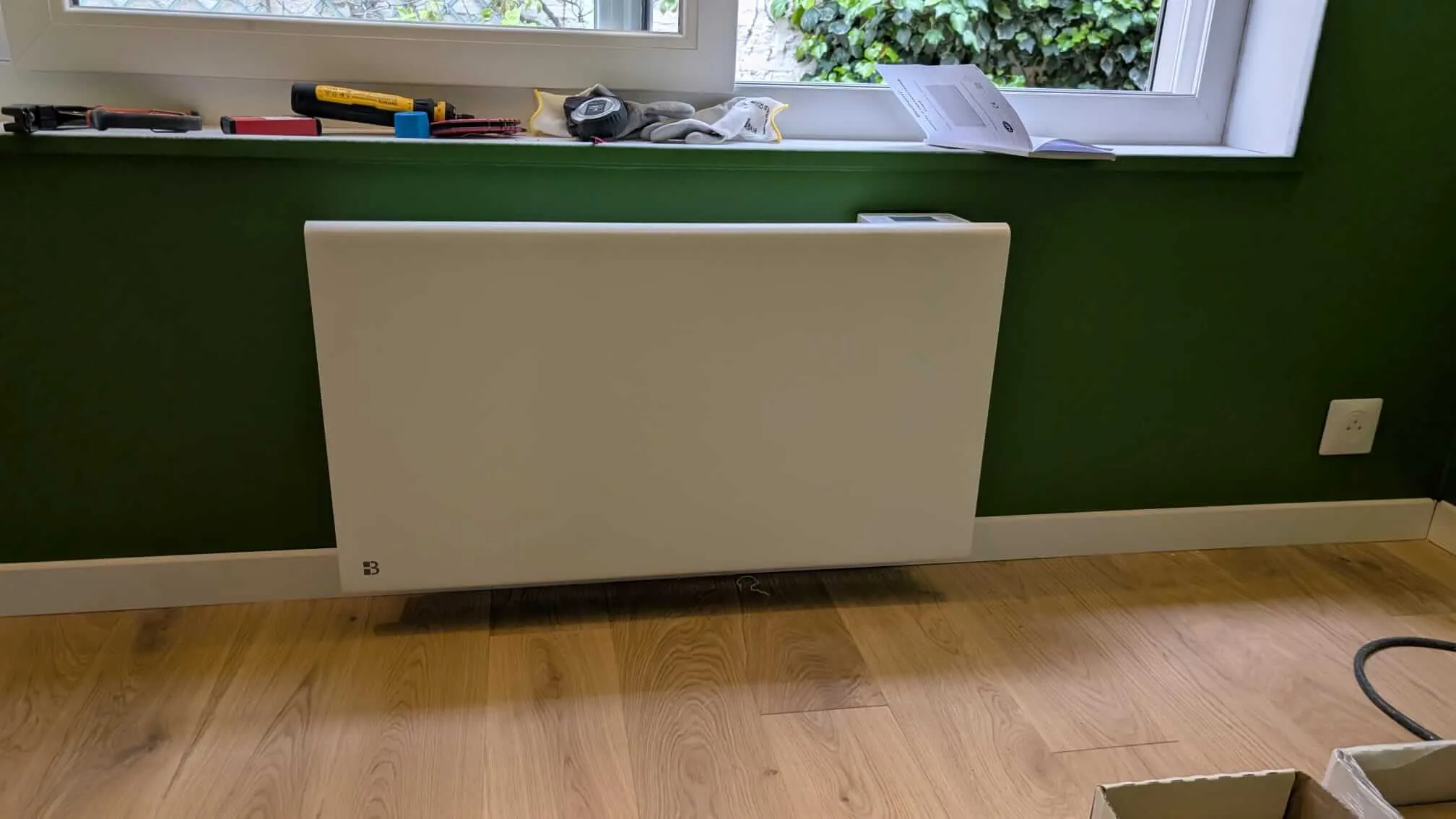 Radiateur électrique à inertie posé sur circuit dédié