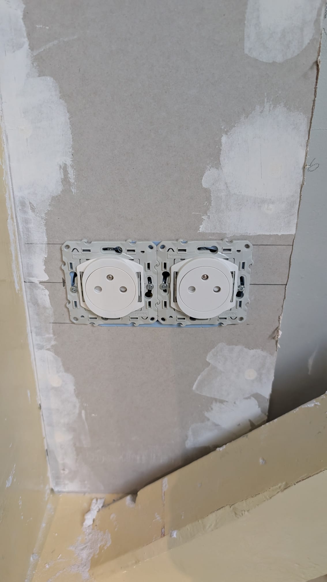 Double prise finalisée