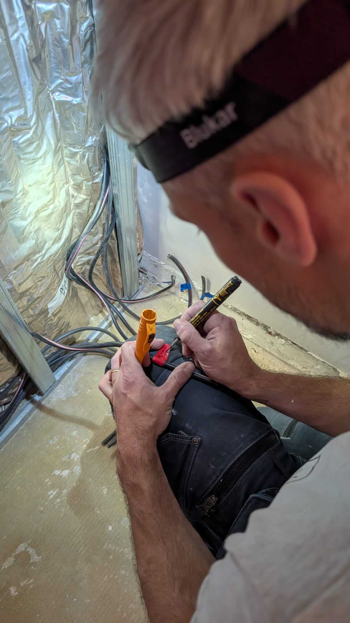 Étiquetage et repérage des circuits au tableau électrique